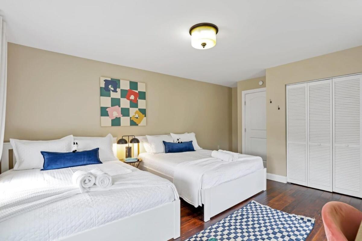 Housepitality - The Game House - 2 Br
