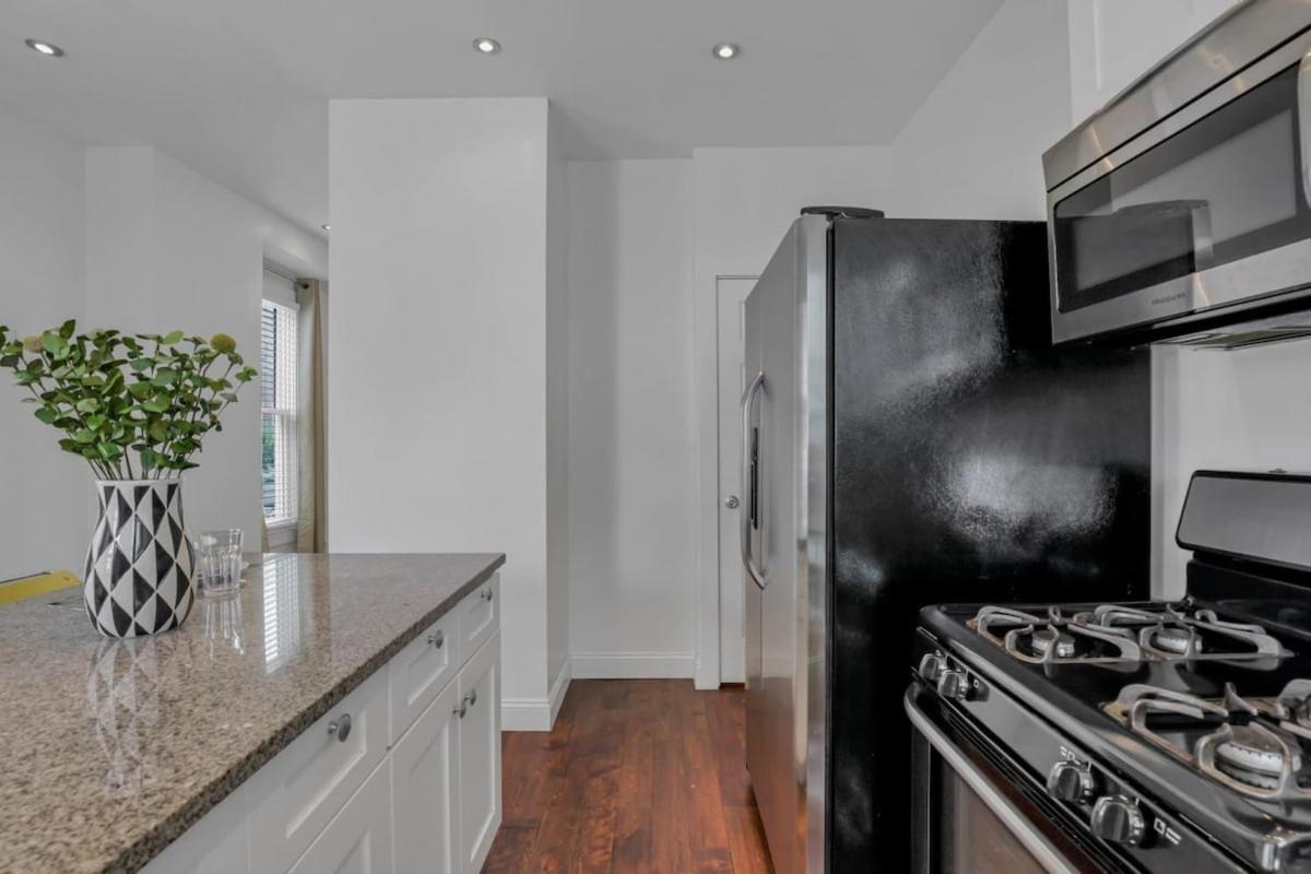 Housepitality - The Game House - 2 Br Holiday home